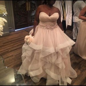 Beautiful! Champagne wedding gown.